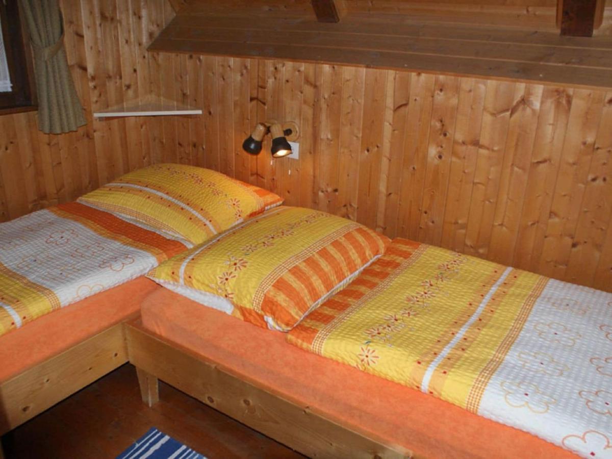 Holiday Home In Jenig Carinthia With Pool Bagian luar foto